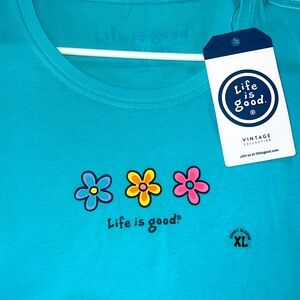 LIFE IS GOOD SPRING FLOWERS TEE